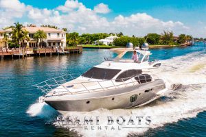 57-ft-Azimut-Yacht-Miami-Beach-Boat-Rental-2