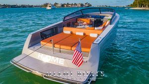 Luxury Yacht VanDutch 40-ft Miami, FL - Yacht Rental. Estetic Design of VanDutch