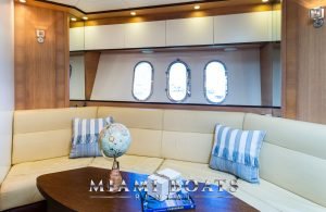 Rent a Luxury Yacht in Miami with Miami Boats Rental - Luxury Boat and Yacht Charters Company. Choose from VIP service and other incredible benefits when you charter a yacht with Miami Boats Rental.