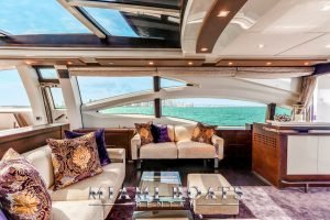 Choose from VIP service and other incredible benefits when you charter a yacht with Miami Boats Rental.