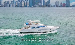 Azimut Yacht 60ft Flybridge Victoria Miami Driving on the Water Luxury Yacht