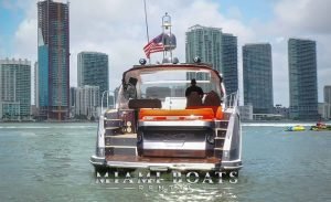 49-ft-Azimut-Yacht-Miami-Rental-10