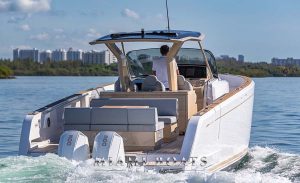 38' PARDO Exclusive Yacht in Miami. PARDO 2022 Shining Force - Luxury Yacht Rentals in Miami Beach