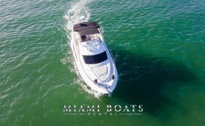 45' Silverton Yacht Escape in Miami water