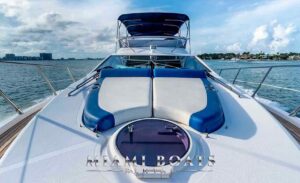 Azimut-Yacht-50ft-Miami-Boats-Rental-4